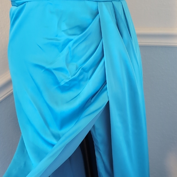 Lulus Ethereal Excellence Teal Blue Satin Pleated Strapless Maxi Dress! L - Picture 4 of 5